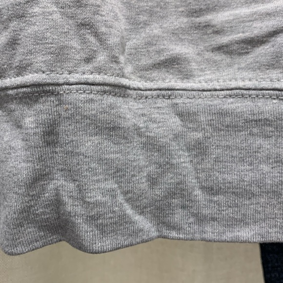 NWT Goodlife gray Sweater Hoodie Printed " NO BS"
Dr. Barbara Sturm Size M - Picture 6 of 7